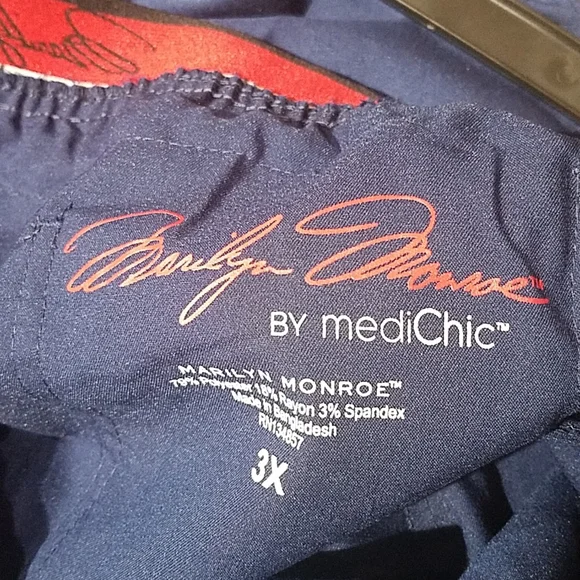 Marilyn Monroe By Medichic Blue Stretch Scrub Pants NWT - Picture 5 of 5